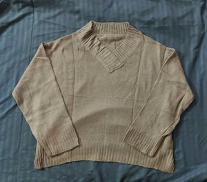 V-Neck Pullover