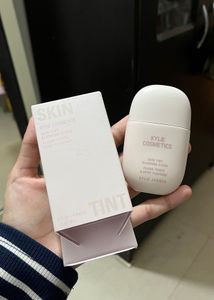 Kylie Cosmetics Skin Tint