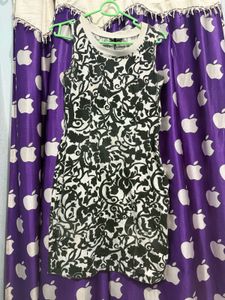 Sleeveless Black midi  & white slip dress