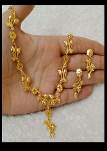 Golden  Jewellery Set