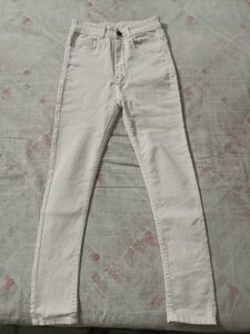 Women white jeans