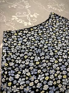 H&amp;M Floral Mini Skirt