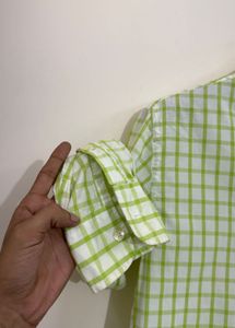j crew checkered like new
