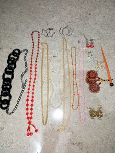 Assorted Necklaces & Earrings Set with Jewellery