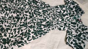 Chic Green Leaf Print Midi Dress