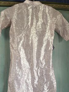 Elegant Kurta with Subtle Embellishments