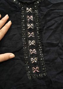 Embroidered Black Kurti