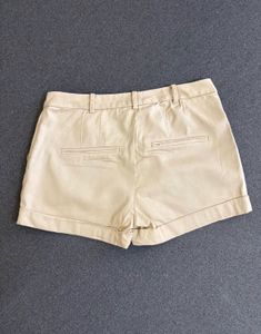 Chic Beige H&amp;M Shorts