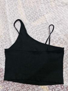 Chic One-Shoulder Black Crop Top