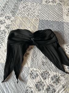 Black Pleated Twist Front Strapless top size M ,Eu