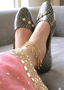 Stylish Embellished Ballet Flats