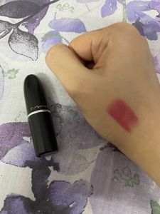 MAC Lipstick Shade -611 Please Me