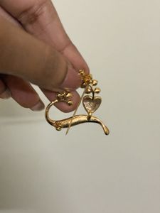 Heart-shaped Brooch with Crystals