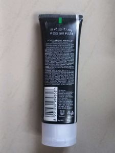 Pond's Bright Miracle Detox Facewash