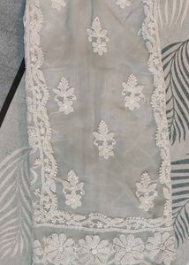 Women Chikankari Embroidered Straight Kurta