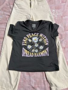 combo of High Waisted Wide Leg Jeans &amp; Graphic Tee