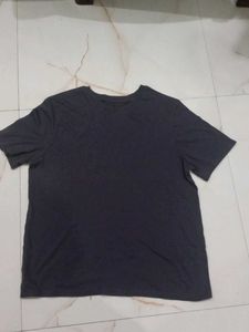 Basic Dark Grey T-Shirt