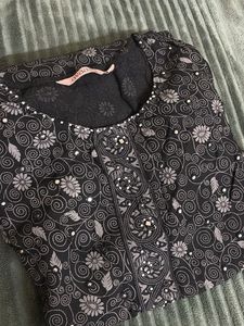 Brand: Unknown Kurta with Detailed Pattern