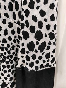 Chic Black &amp; White Leopard Print Tunic