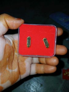 Earings 1 Pair Only