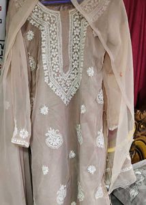 Elegant Chikankari Kurta Set