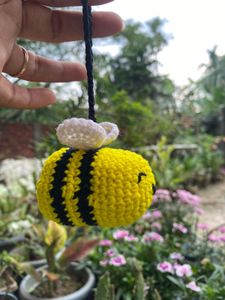 Crochet Honeybee Keycharm / Bagcharm