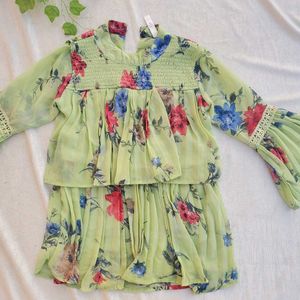 Trendy Ruffle Floral Chiffon Top