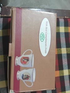 Decorative Ceramic Mugs Set