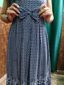 Navy &amp; White Geometric Print Dress