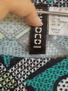 Trendy Geometric Print Crop Top