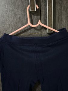 Navy Blue Cut-Out Knee Leggings | Stretch Fit
