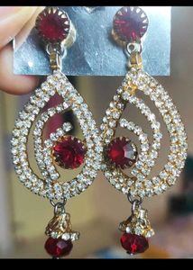 Sale of 2 Earrings