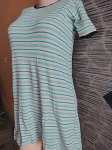 Long T-shirt