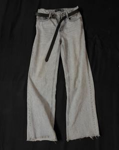 Light Wash Wide Leg Jeans with Belt