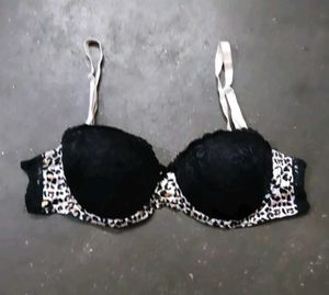 Women's Black & Leopard Print Bra