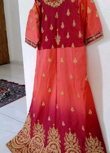 💫 Ethnic Gown