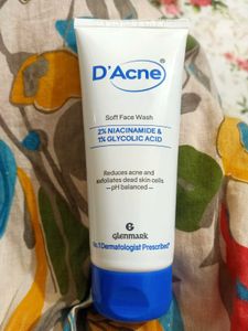 D'Acne Soft Face Wash