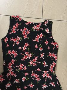 Chic Floral Print Sleeveless Maxi Dress