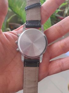 Elegant Chronos Watch