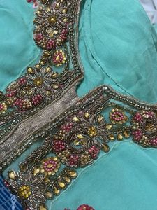 Handwork’s Elegant Mint Green Embroidered Kurta Se