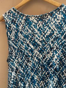 Stylish Sleeveless Blue Abstract Print Top
