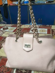 Chic Pink Textured Shoulder Bag