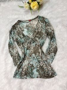 Flowy Floral Print Top