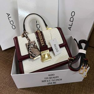 ALDOSIDE SLING WITH TOP HANDLE WD box