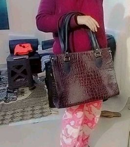 Brand new stylish handbag👜