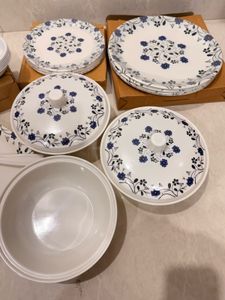 FREE DELIVERY Elegant Dinnerware Set