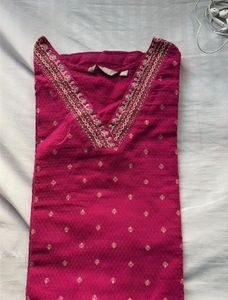 Stylish Magenta Kurta Set with White Polka Dots