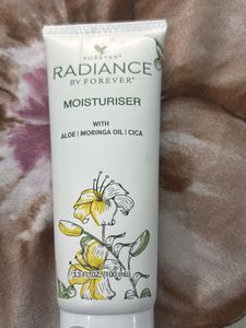 face moisturiser