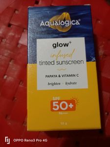 Aqualogica Tinted Sunscreen