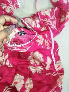 Beautiful Pink Floral Kurta